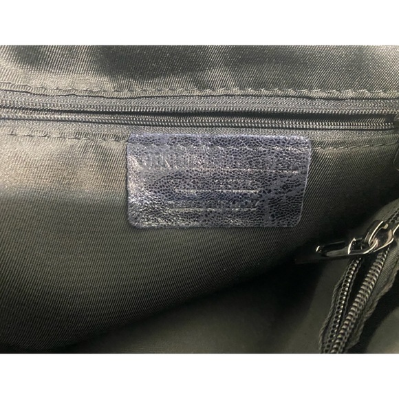 GENUINE LEATHER VERA PELLE HANDBAG, NAVY BLUE WITH METAL CHAIN HANDLES - Picture 10 of 16